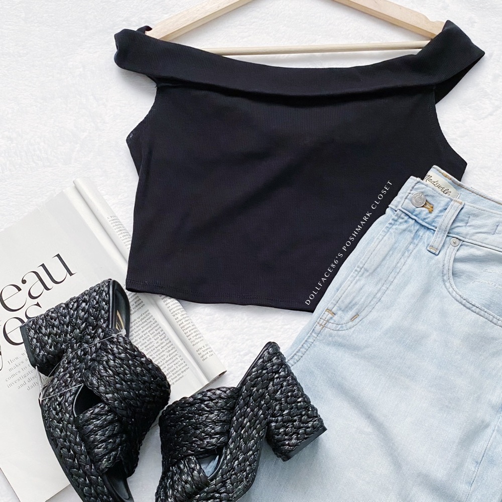 NWOT UO Black Off Shoulder Crop Top - Picture 4 of 13